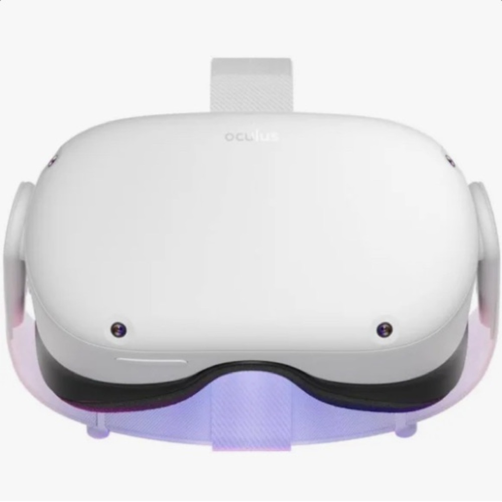 Oculus White Standalone VR Headset with Sleek Design